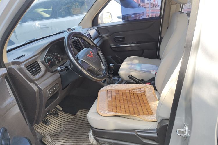 五菱汽车 五菱宏光V 2021款 1.5L劲享版LAR局部细节19