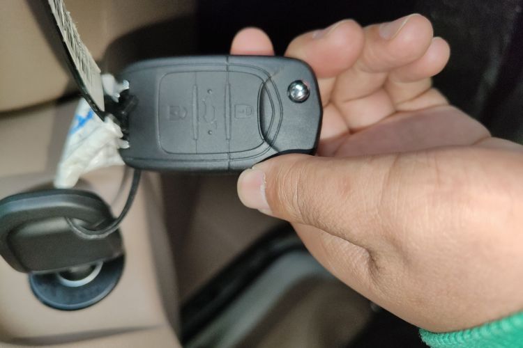 五菱汽车 宏光MINIEV 2025款 四门版 进阶款中控内饰11