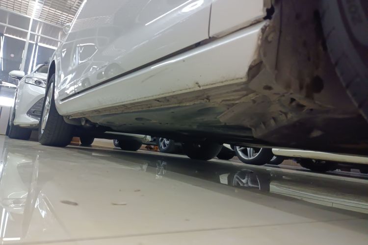 大众 高尔夫 2017款 230TSI 自动舒适百万辆纪念版局部细节9001