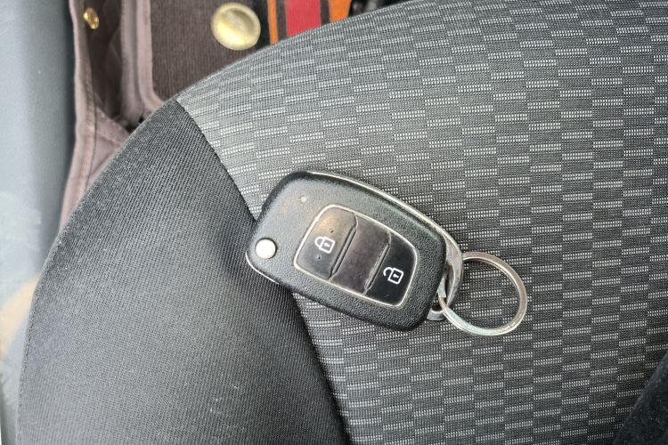 现代 瑞纳 2020款 1.4L 手动GL焕新版中控内饰11