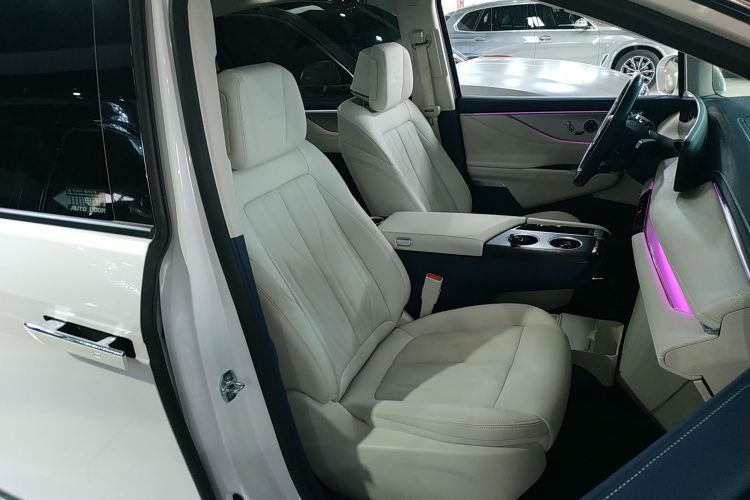 别克GL8新能源 2024款  陆尊 奢享版 7座局部细节41