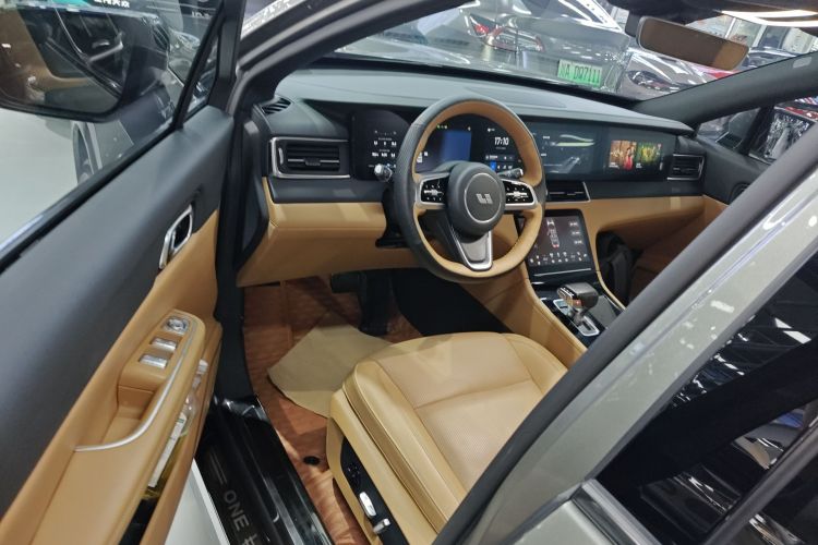 理想汽车 理想ONE 2021款 增程6座版中控内饰20