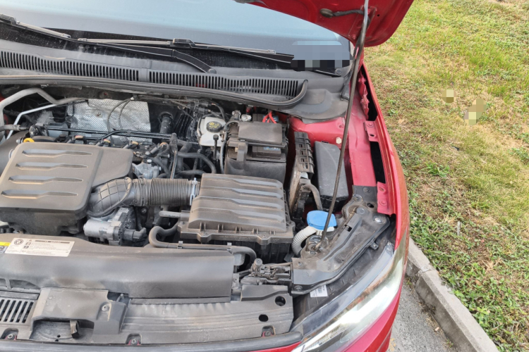 大众 Polo 2019款 Plus 1.5L 自动全景乐享版机舱底盘26