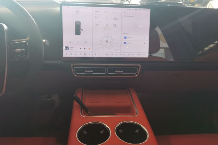 理想汽车 理想L8 2023款 Pro中控内饰16