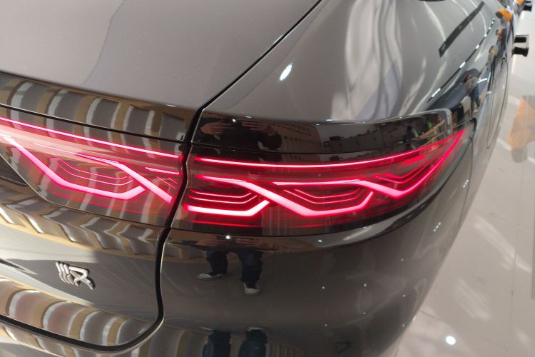 比亚迪 汉 2025款 EV 701KM激光雷达智驾型车身外观6006