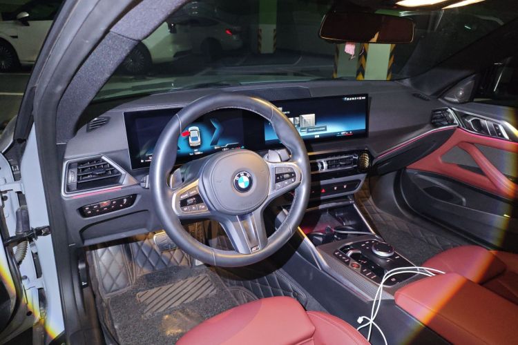 宝马4系 2023款 425i M运动曜夜套装中控内饰12