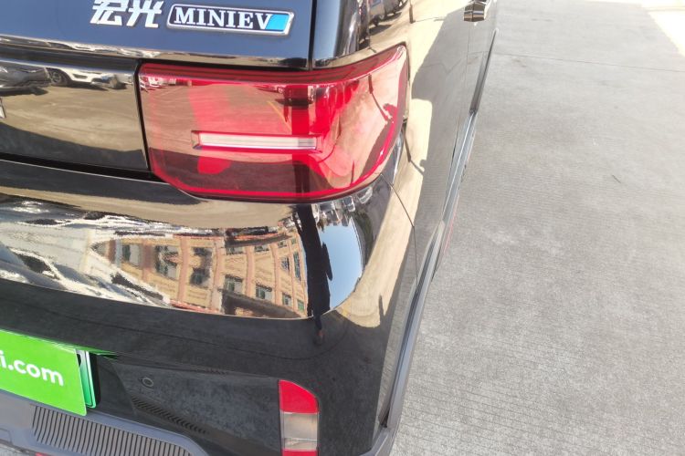 五菱汽车 宏光MINIEV 2022款 GAMEBOY 200km 玩咖款 磷酸铁锂车身外观9