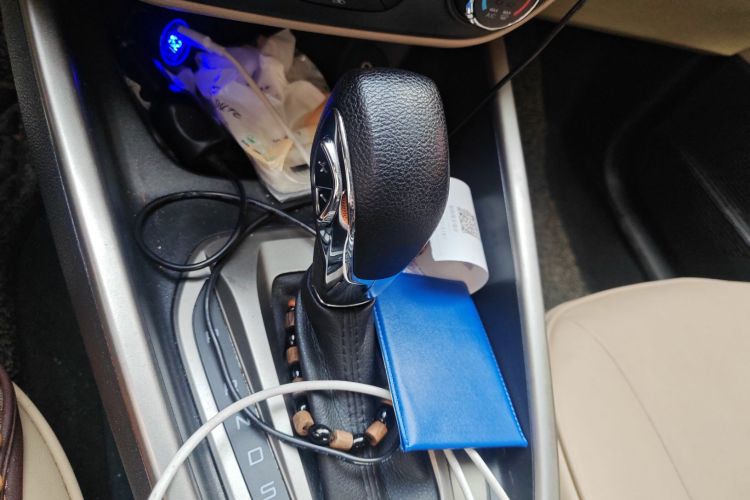 福特 福睿斯 2017款 1.5L 自动舒适型中控内饰18