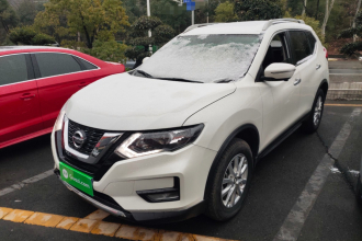 日产 奇骏 2017款 2.0L CVT舒适版 2WD