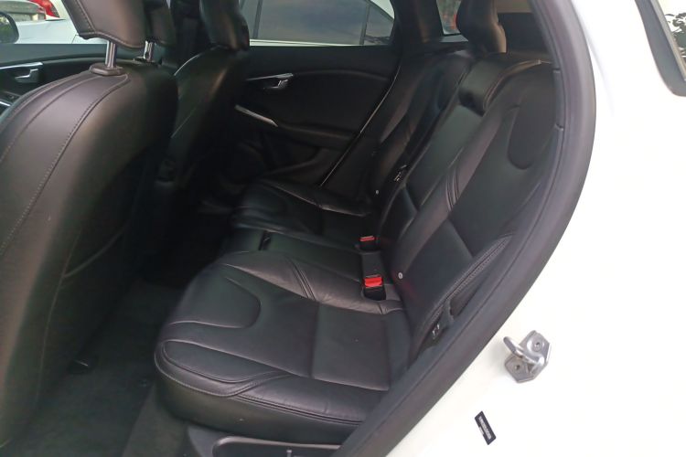 沃尔沃V40 2017款 T3 智逸版中控内饰7004