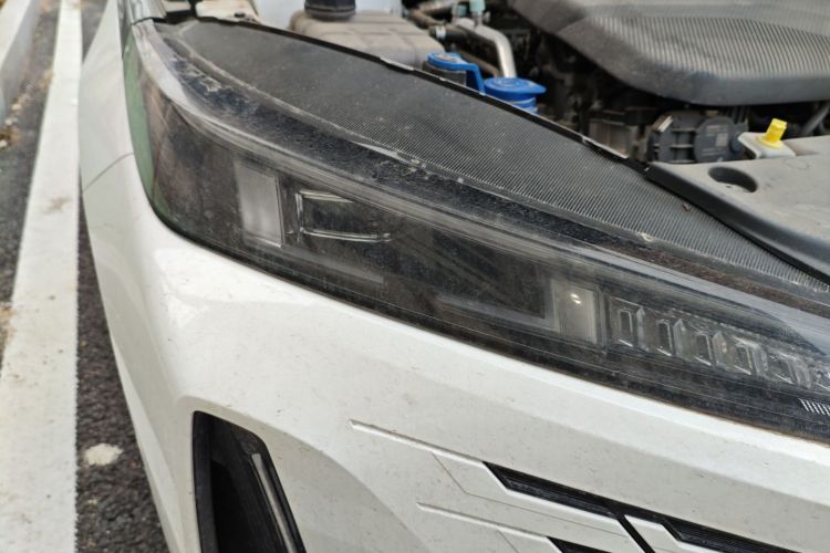 长安 逸达 2023款 蓝鲸NE 1.5T GDI DCT尊享型车身外观8