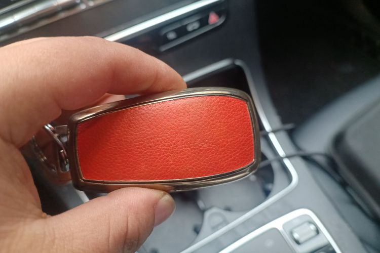 奔驰C级 2020款 改款 C 260 L 运动版中控内饰11