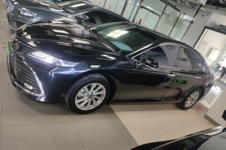 丰田 凯美瑞 2021款 2.0G 豪华版车身外观4