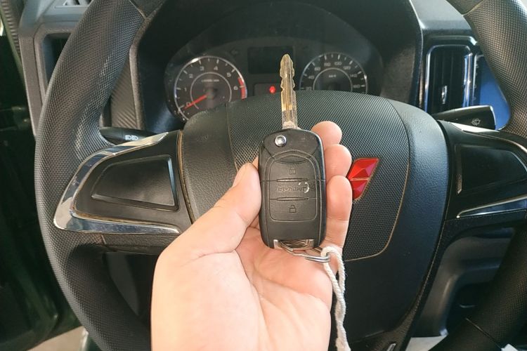 五菱汽车 五菱征途 2021款 1.5L进取型LAR中控内饰7001