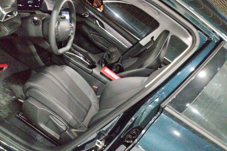 东风风神 皓瀚 2024款 荣耀版 1.5T 时尚型中控内饰19