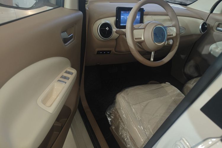 五菱汽车 宏光MINIEV 2025款 四门版 进阶款中控内饰20