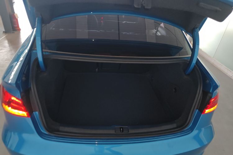 奥迪A3 2016款 Limousine 35 TFSI 进取型局部细节23
