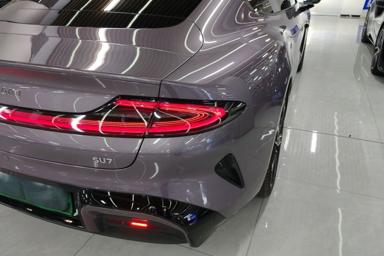 小米汽车 小米SU7 2024款 后驱长续航智驾版车身外观9