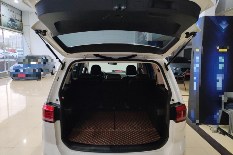 大众 2018款 途安L 280TSI DSG舒适版 7座 国V局部细节23