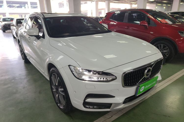 沃尔沃V90 2017款 Cross Country T5 AWD 智尊版车身外观3