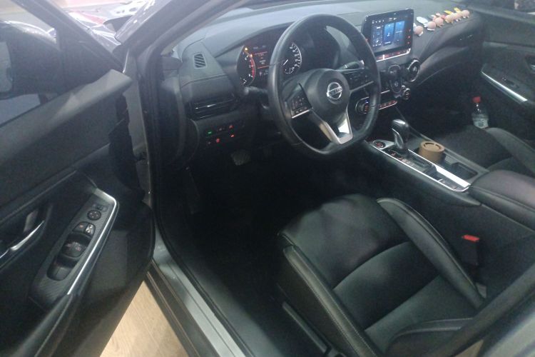 日产 轩逸 2022款 1.6L XL CVT悦享版中控内饰7003