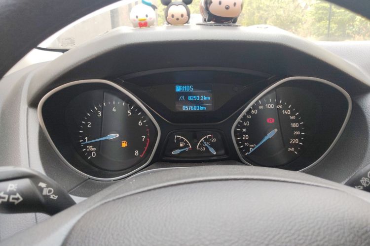 福特 福克斯 2018款 两厢经典 1.6L 自动舒适型智行版中控内饰14