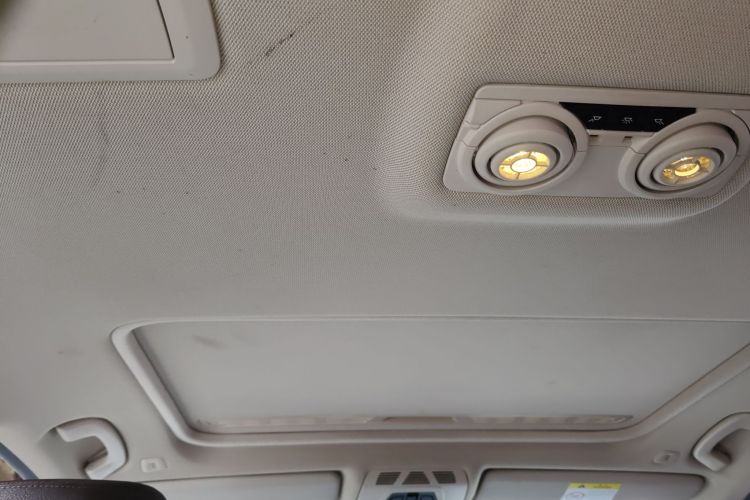 宝马3系 2019款 320Li 时尚型中控内饰22