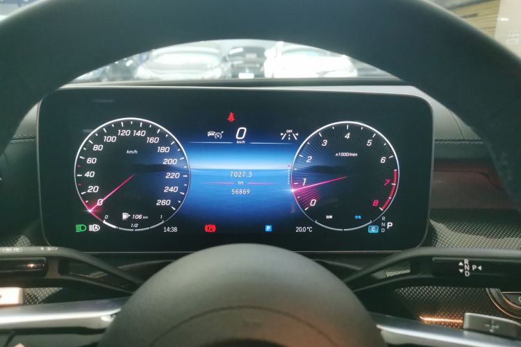 奔驰C级 2023款 改款二 C 260 L 运动版中控内饰14