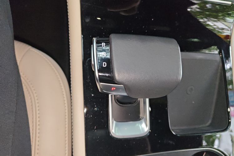 理想汽车 理想ONE 2021款 增程6座版中控内饰18