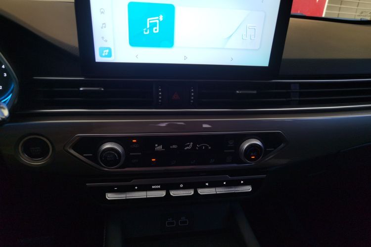 捷途X70 2024款 1.5T DCT跃享版 5座中控内饰16