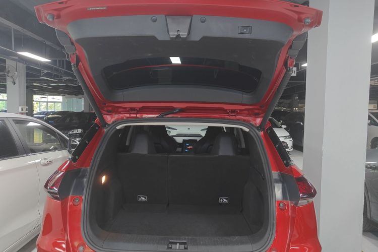 小鹏G3 2020款 520 尊享版机舱底盘23