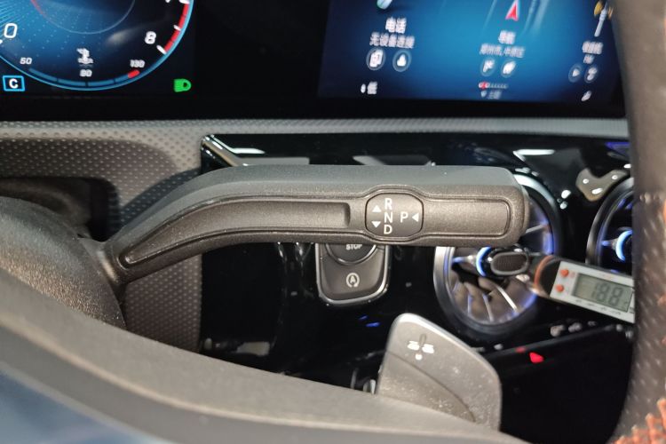 奔驰CLA 2022款 改款 CLA 200 猎跑车中控内饰18