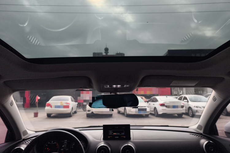 奥迪A3 2016款 Limousine 35 TFSI 风尚型中控内饰22