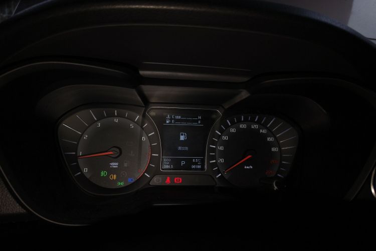 广汽传祺 传祺GS4 2015款 200T G-DCT豪华版局部细节14