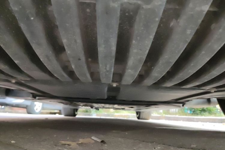 奔驰C级 2023款 改款 C 260 L局部细节9008