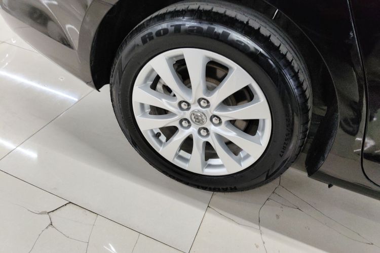 别克 君越 2013款 2.4L SIDI精英舒适型车身外观6003