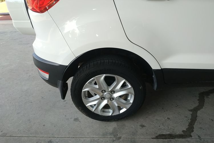 福特 翼搏 2018款 1.5L 自动精翼型车身外观56