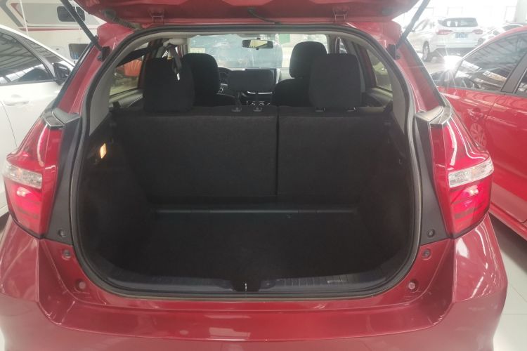 丰田 YARiS L 致炫 2016款 改款 1.5E CVT魅动版机舱底盘23