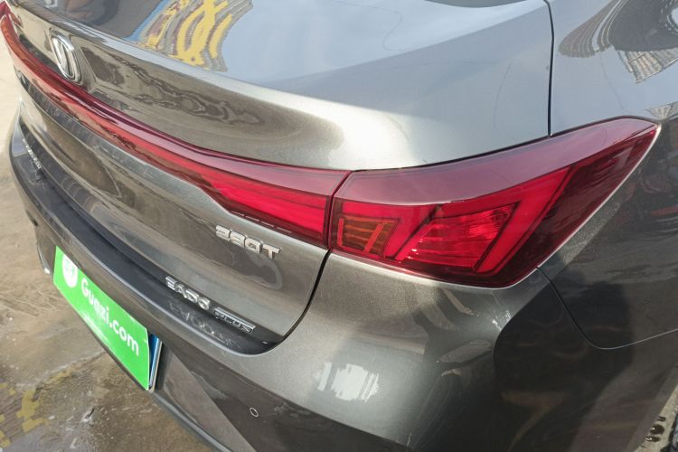 长安 逸动 2024款 PLUS 蓝鲸NE 1.4T GDI DCT高能版车身外观9