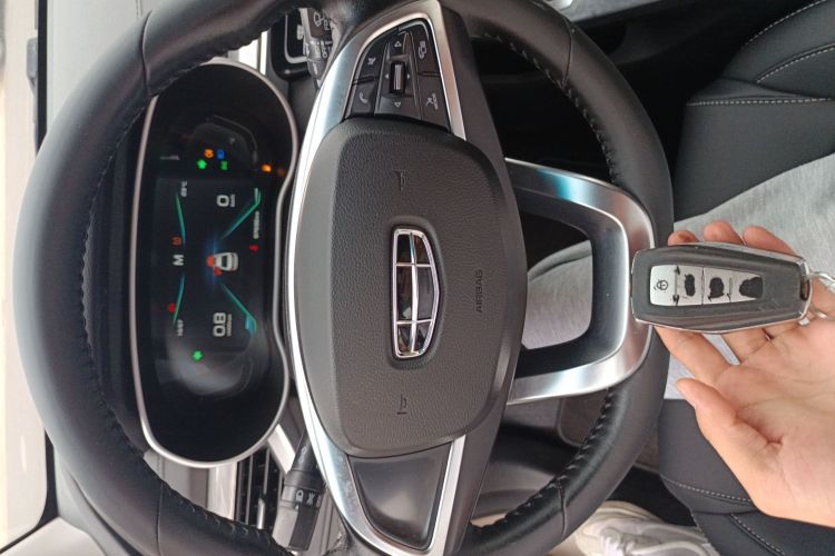 吉利汽车 帝豪 2019款 领军版 1.5L 手动向上亚运版 国VI中控内饰7001