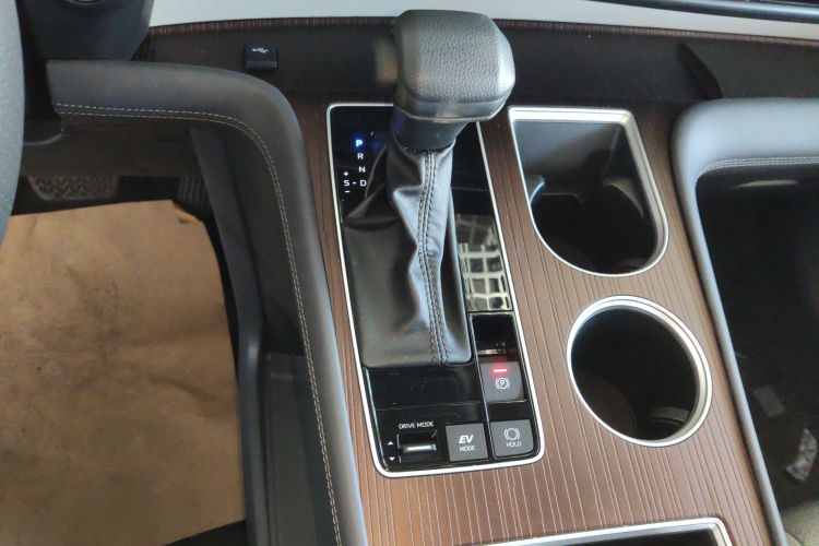 丰田 赛那SIENNA 2026款 2.5L 双擎两驱舒适版中控内饰18