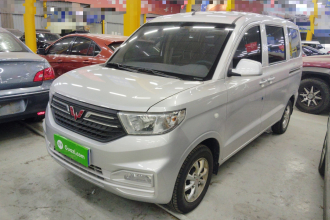 五菱汽车 五菱宏光V 2022款 1.5L劲享版电动助力LAR