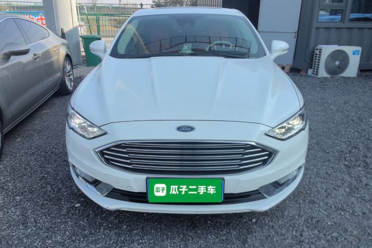 福特 蒙迪欧 2017款 改款 EcoBoost 180 豪华型车身外观2