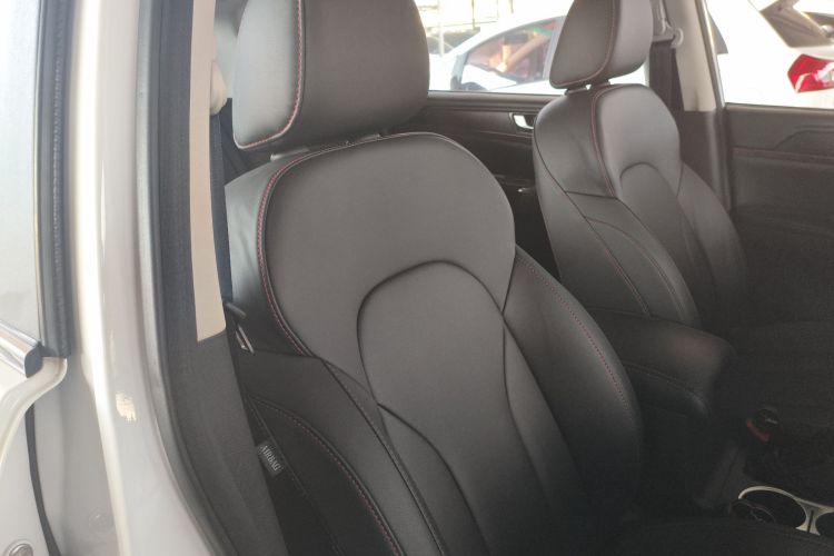 哈弗H6 2017款 红标 运动版 1.5T 手动两驱精英型局部细节41