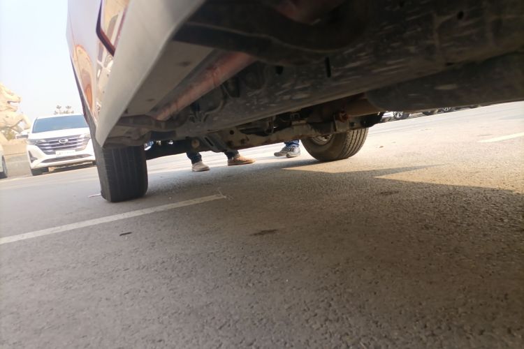 长城 炮 2019款 2.0T商用版手动柴油两驱精英型长箱GW4D20M局部细节9002