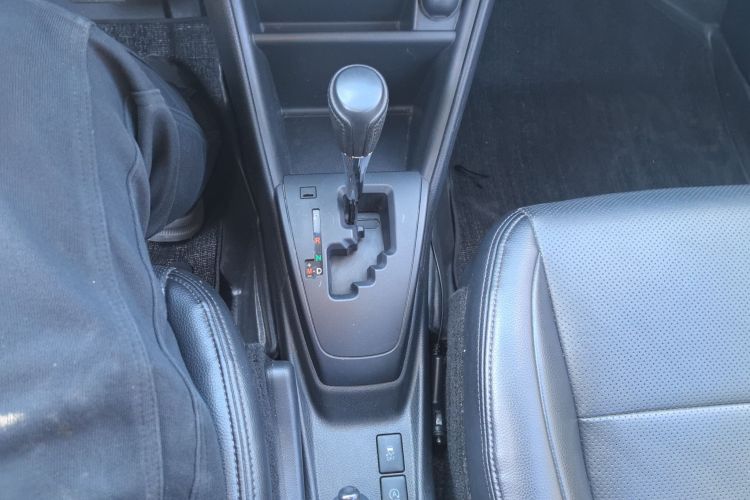 丰田 YARiS L 致炫 2016款 改款 1.5E CVT魅动版局部细节18