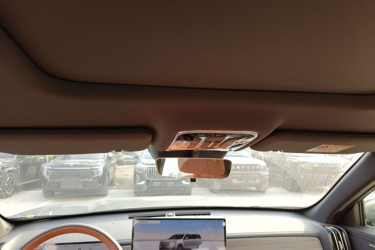 捷途X70L 2026款 2.0TD 自动旗舰 7座中控内饰22