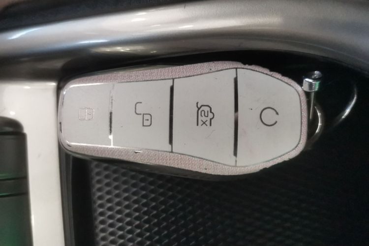 比亚迪 海豚 2023款 420km 自由版中控内饰11