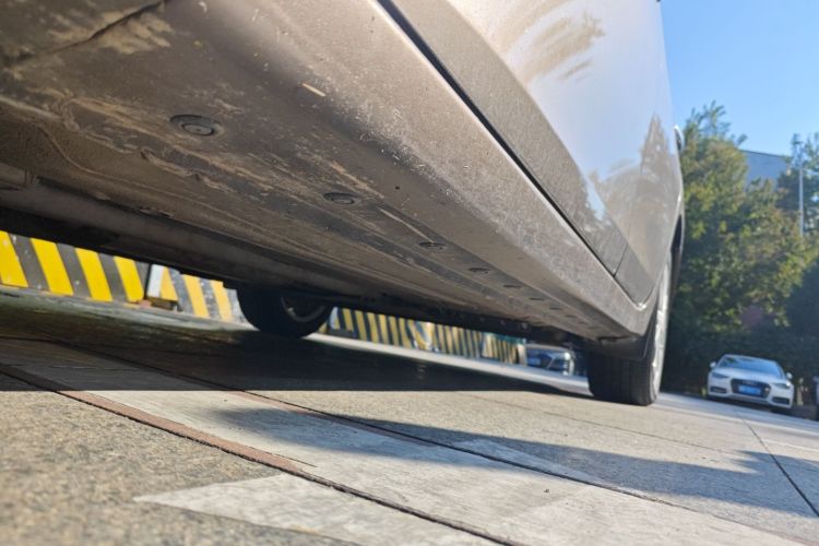 日产 轩逸 2018款 1.6XV CVT尊享版局部细节9004