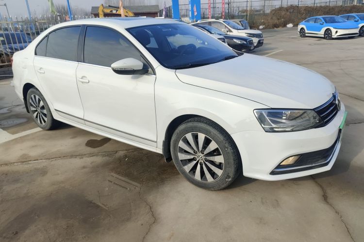 大众 速腾 2018款 1.6L 自动舒适型车身外观3